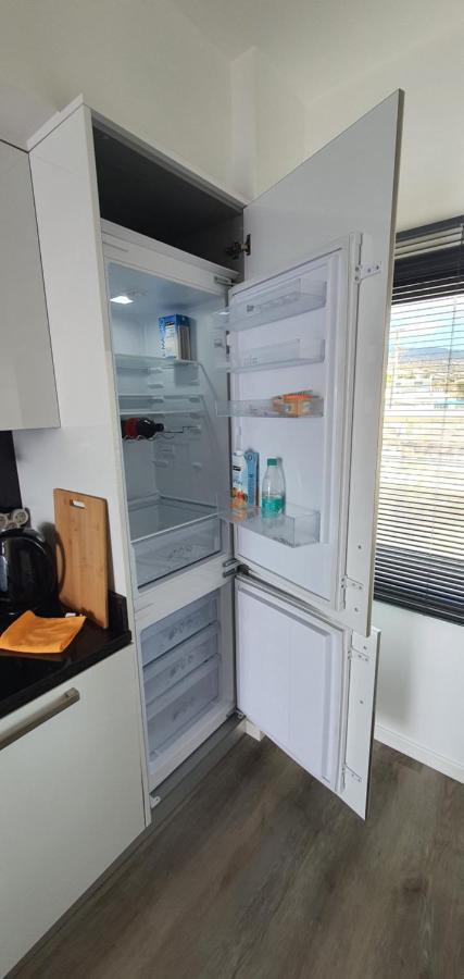 Apartamento T2-5M Aeroporto Cr7 Santa Cruz  Exteriér fotografie